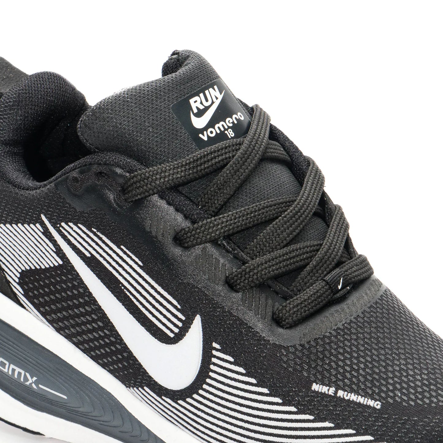 Tenis Run Vomero 18 - Confort, estilo y rendimiento Click Listo